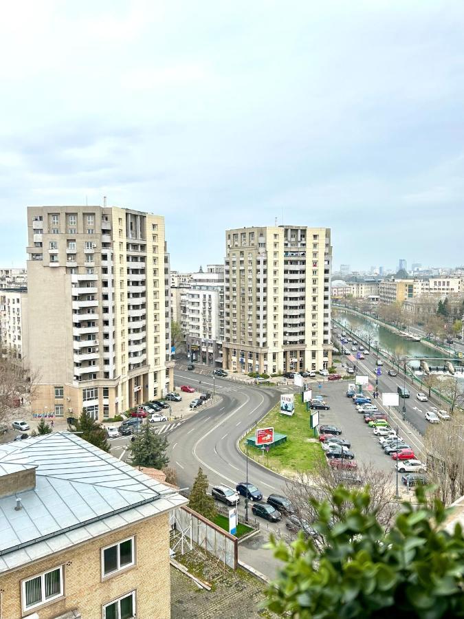 Parliament Skytower Apartment Bukarest Exteriör bild